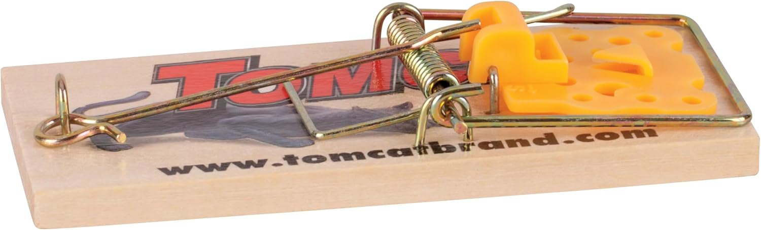 Tomcat Wooden Mouse Traps - Disposable Non-Chemical Mouse Trap for Homes, Garages and Basements, 4 Pack