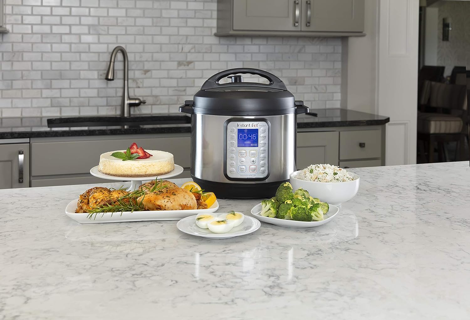 Instant Pot Duo TLus 9-in-1 Multicooker, Pressure Cooker, Slow Cook, Rice Maker, Steamer, Sauté, Yogurt, Warmer & Sterilizer, Includes App With Over 800 Recipes, Stainless Steel, 6 Quarts